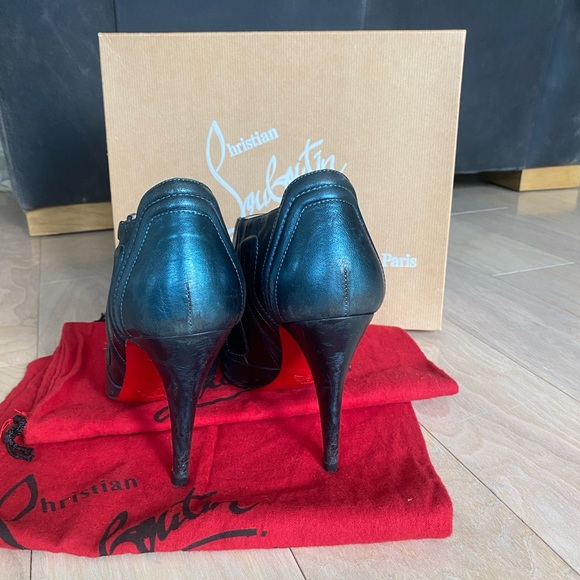 Christian Louboutin Sigourney ankle Booties 40 - Picture 4 of 9